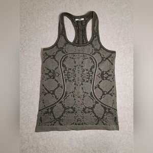 Lululemon Swiftly Tech Racerback Tank Top Heathered Gator Green Womens Size 8